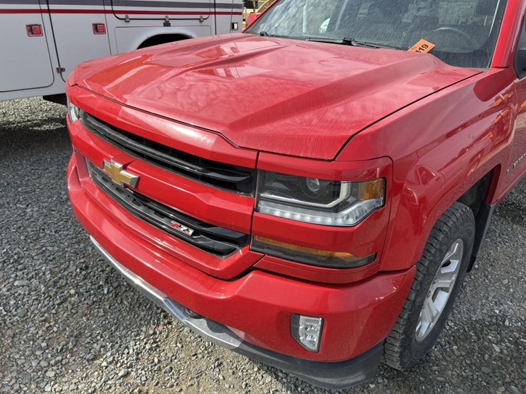 2017-chevrolet-silverado-1500-image-12