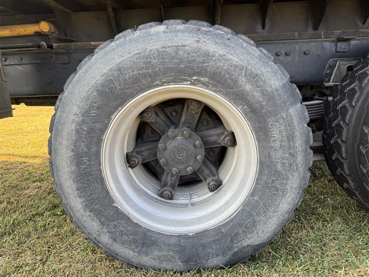 1995-ford-l8000-image-56