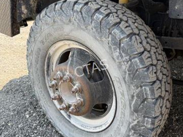 2011-dodge-ram-3500-image-9