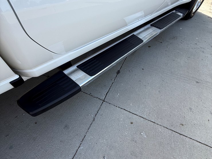 2019-chevrolet-k1500-image-33