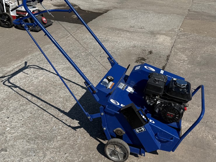 #48-•-2024-bluebird-h530a-commercial-walk-behind-power-lawn-aerator-image-1