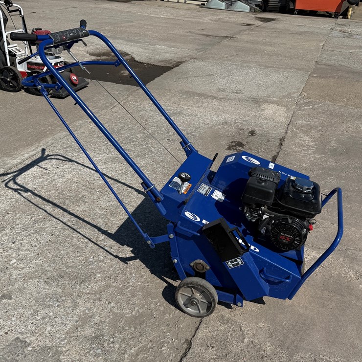#48 • 2024 Bluebird H530A Commercial Walk Behind Power Lawn Aerator