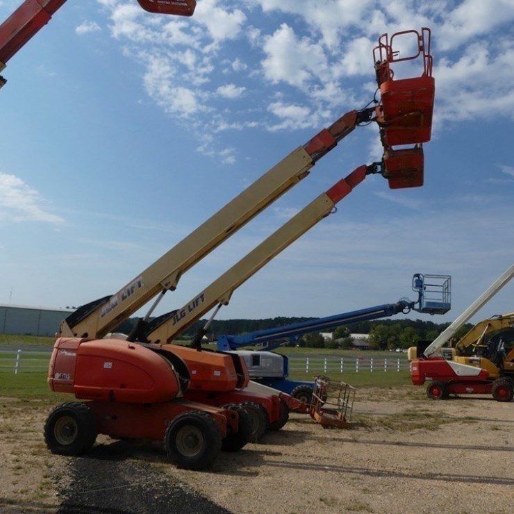 2007 JLG 600S