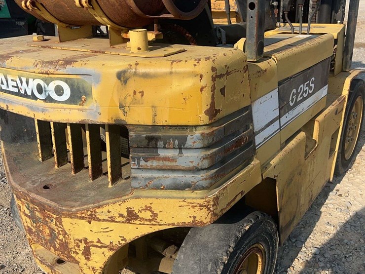 daewoo-g2ss-warehouse-forklift-image-15