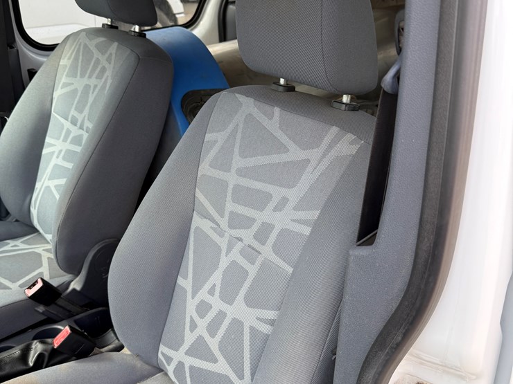 2012-utility-van-image-60