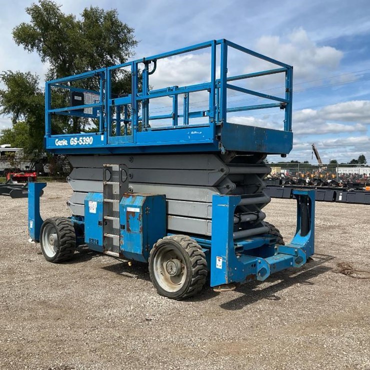 2013 GENIE GS5390RT