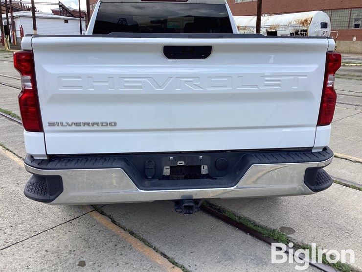 2022-chevrolet-silverado-1500-image-17