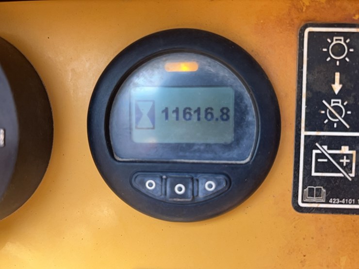 2020-caterpillar-d6-lgp-image-25