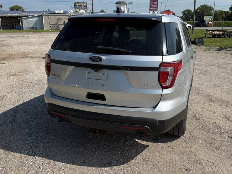 2017-ford-explorer-police-interceptor-image-5