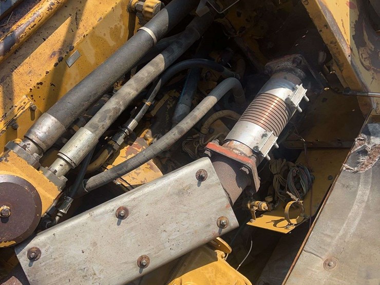 cat-d400e-t/a-dump-truck-image-33