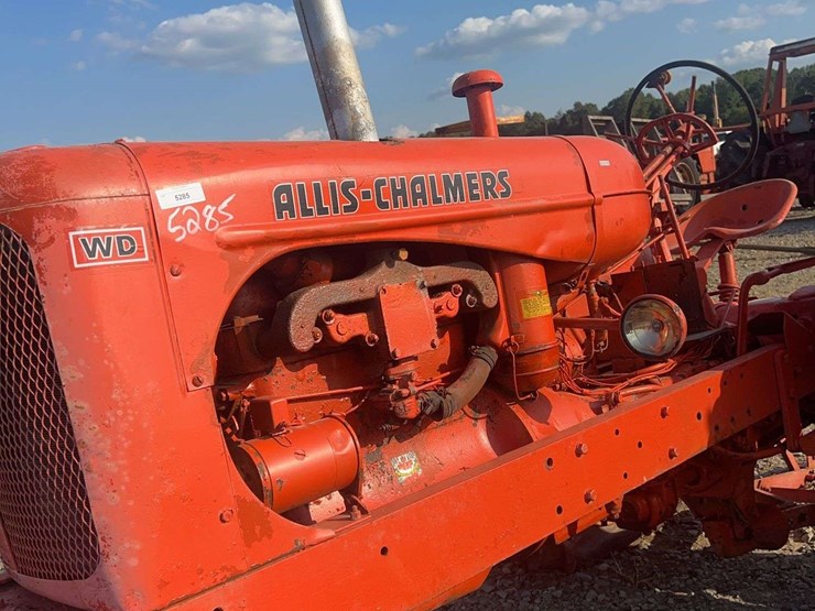 allis-chalmers-wd-tractor-image-9