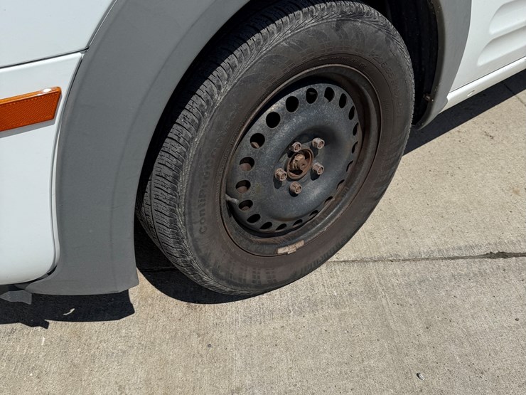 2012-utility-van-image-12