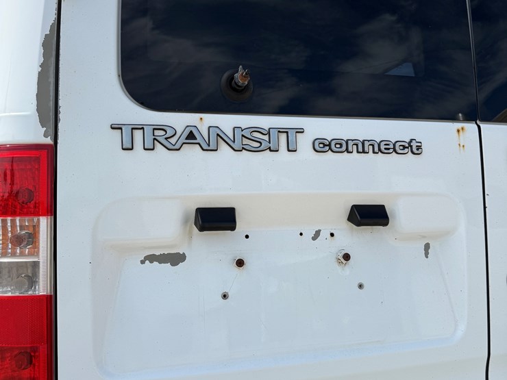 2012-utility-van-image-36
