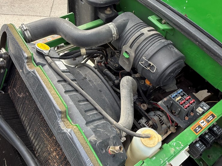 john-deere-1445-image-11