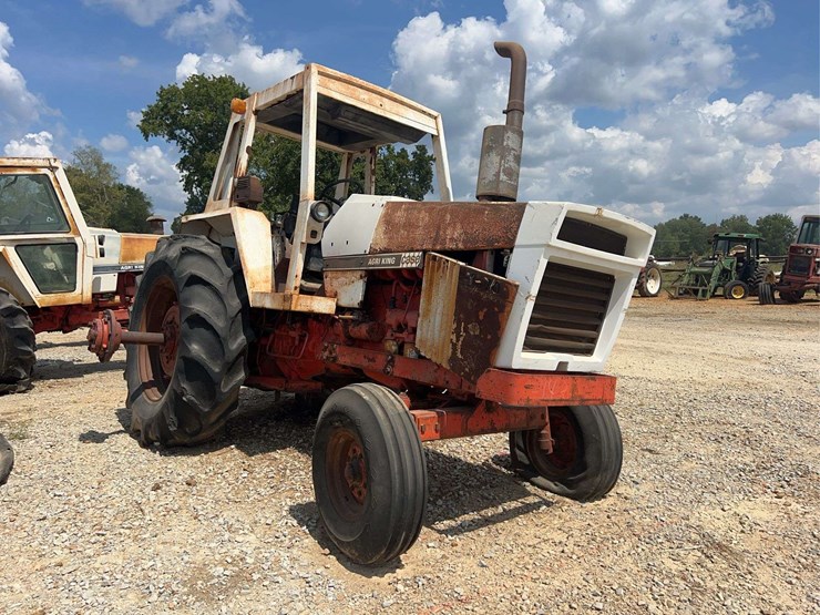 case-1370-cab-tractor-image-5