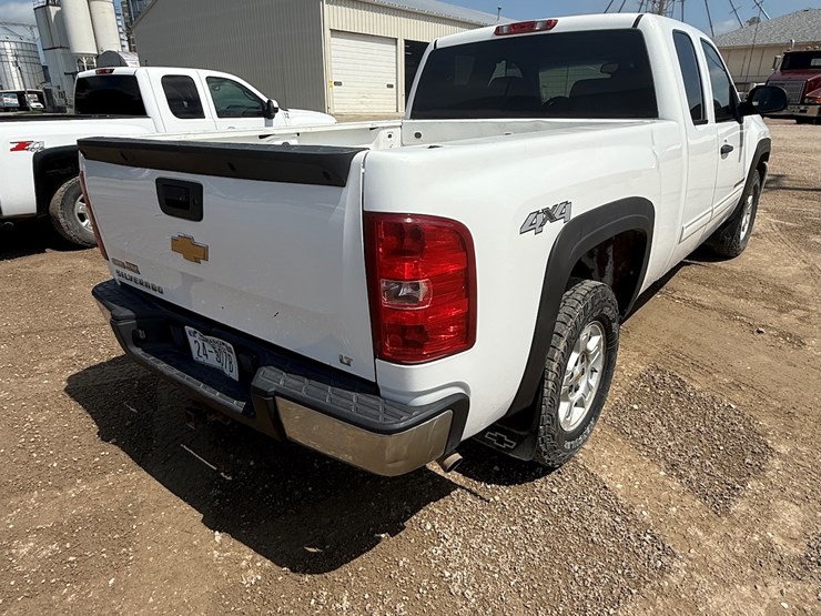 2009-chevrolet-k1500-image-10