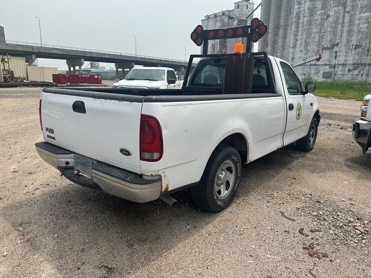 1999-ford-f150-xl-image-4