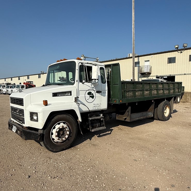#70 • 1995 Mack Midliner Single Axle Conventional Dump Truck