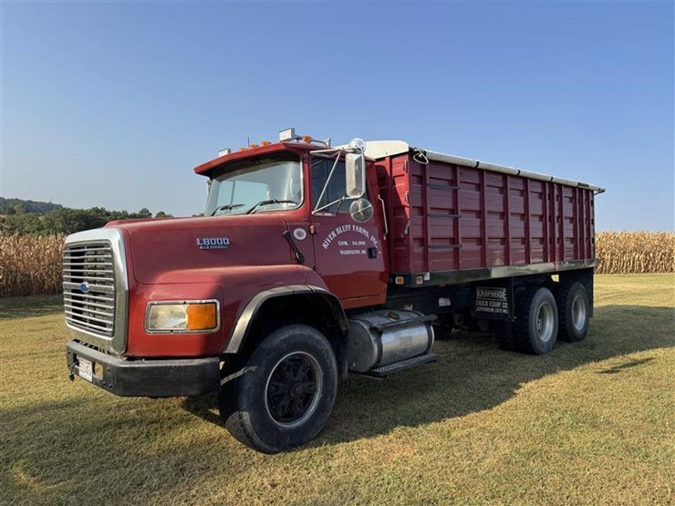 1995-ford-l8000-image-7
