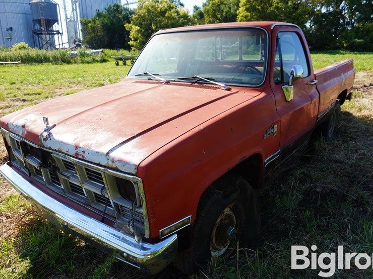 1982-gmc-2500-image-1