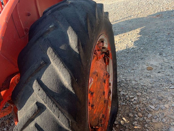 allis-chalmers-wd-tractor-image-15