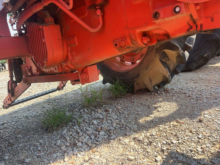 case-970-tractor-image-26