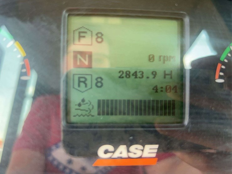 2021-case-1150m-cab-dozer-image-30