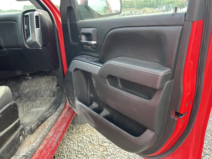 2017-chevrolet-silverado-1500-image-42