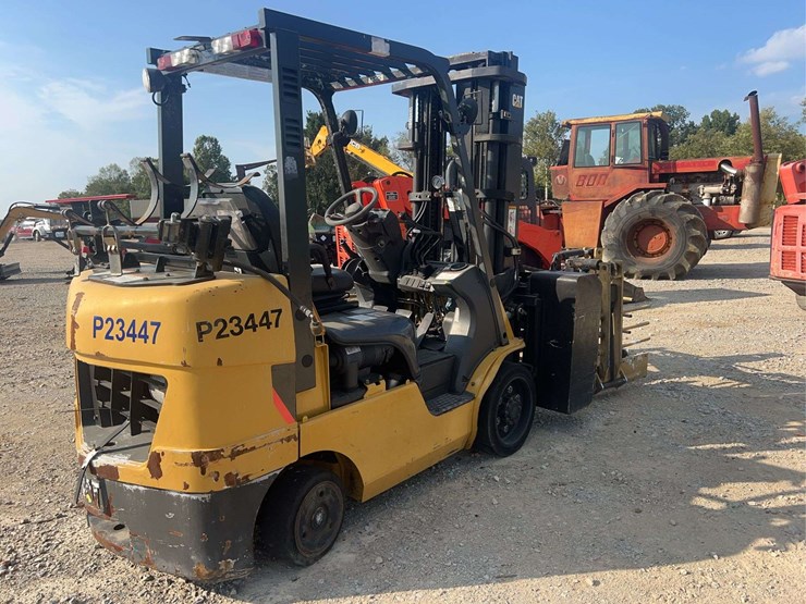cat-c6000-lp-warehouse-lift-image-4