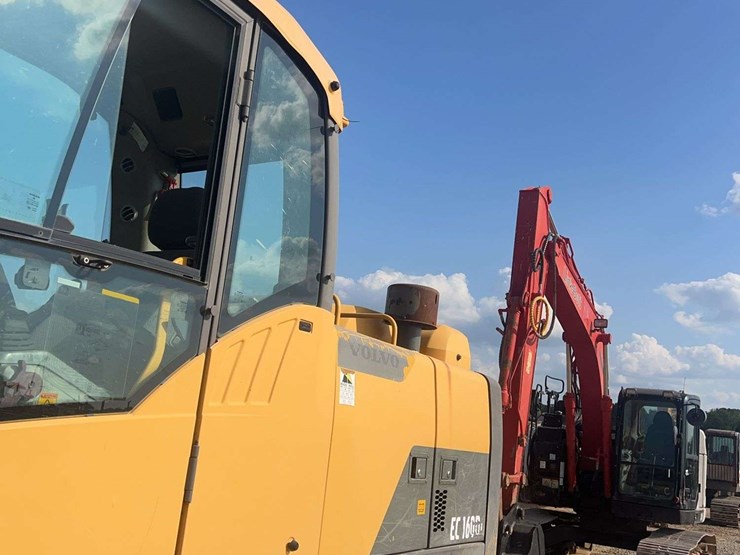 volvo-ex160d-excavator-image-14