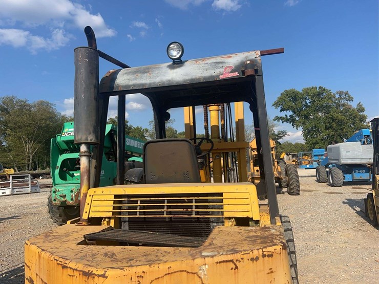 cat-v80d-warehouse-forklift-image-15
