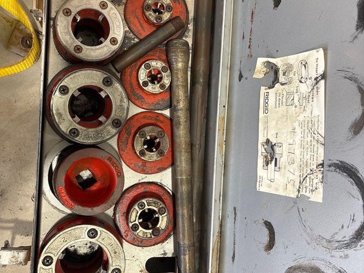 ridgid-700-pipe-threader-image-4