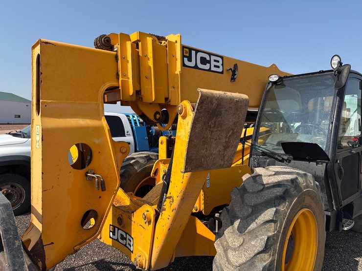 2013-jcb-510-image-8