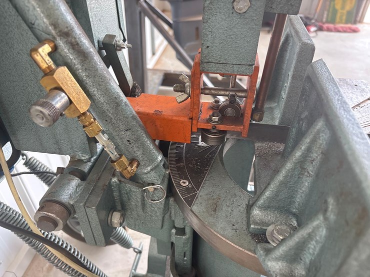 ellis-1600-band-saw-image-11