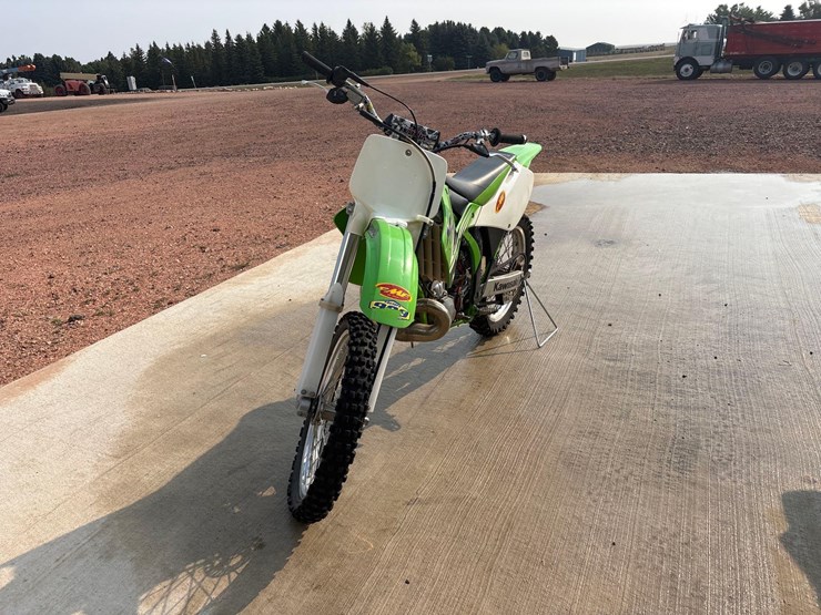 2001-kawasaki-250-competition-dirt-bike-image-2
