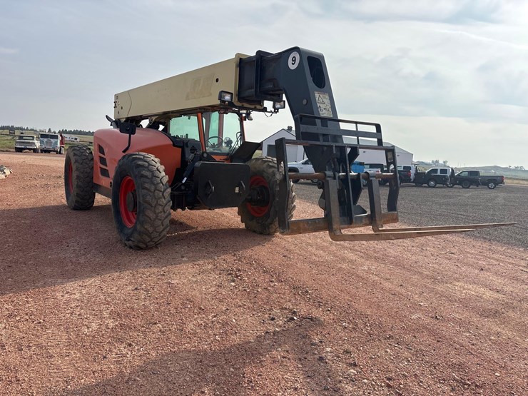 2013-jlg-g9-43a-telehandler-image-4