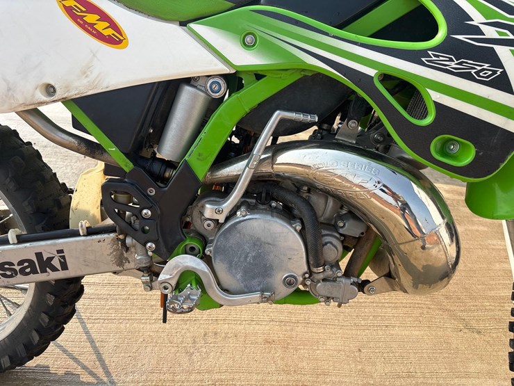 2001-kawasaki-250-competition-dirt-bike-image-10