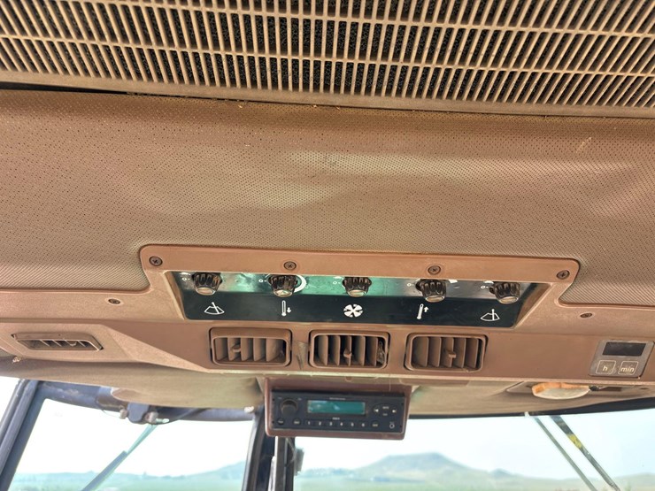 john-deere-8850-image-23