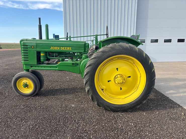 1949-john-deere-b-image-7