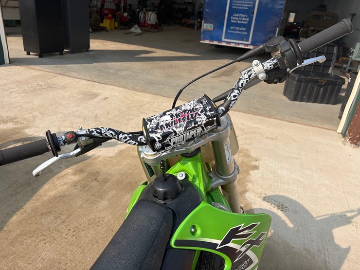 2001-kawasaki-250-competition-dirt-bike-image-11