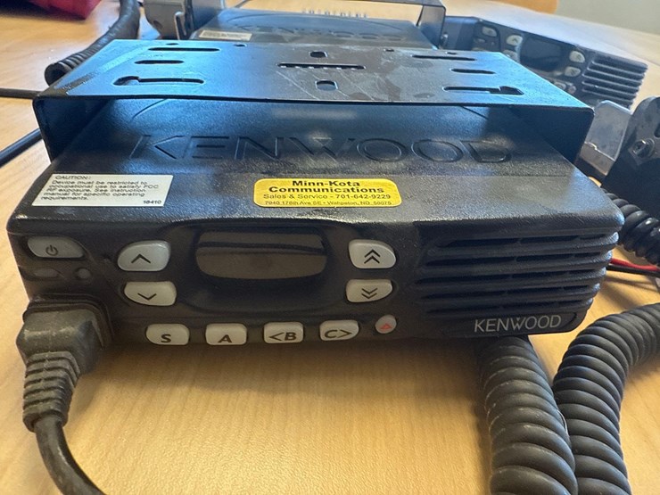 kenwood-radios-image-1