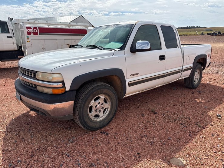 2002-chevrolet-1500-image-1