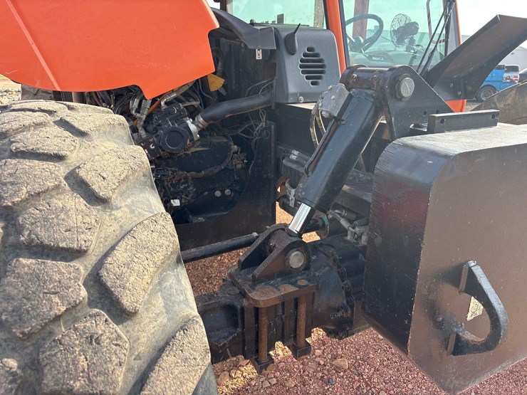 2013-jlg-g9-43a-telehandler-image-15
