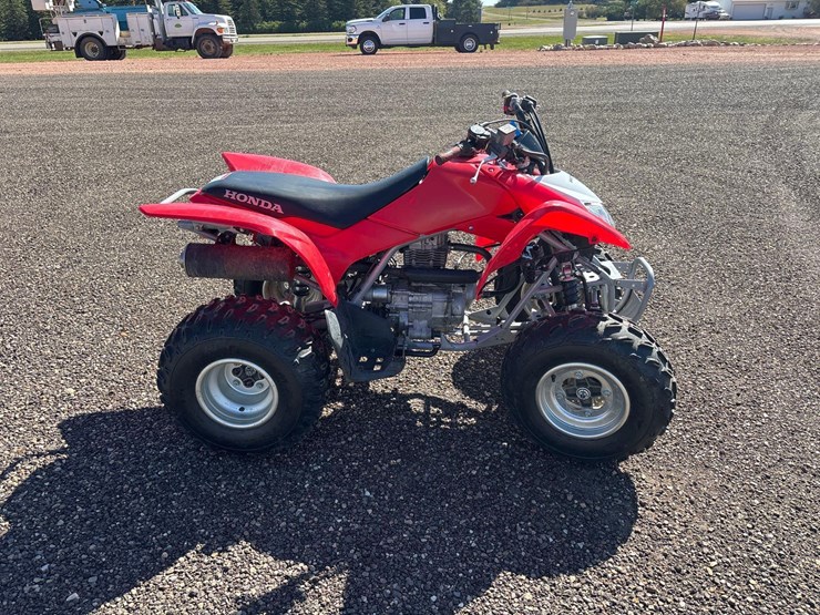2014-honda-trx250-image-4
