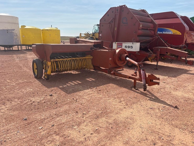 new-holland-275-image-1