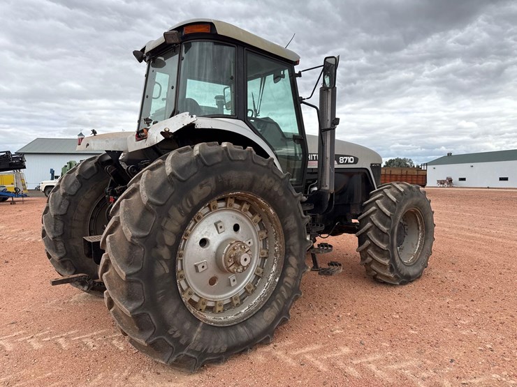 1998-agco-white-8710-image-3