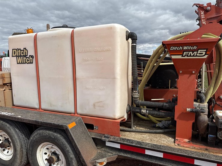 2002-ditch-witch-jt920l-image-14