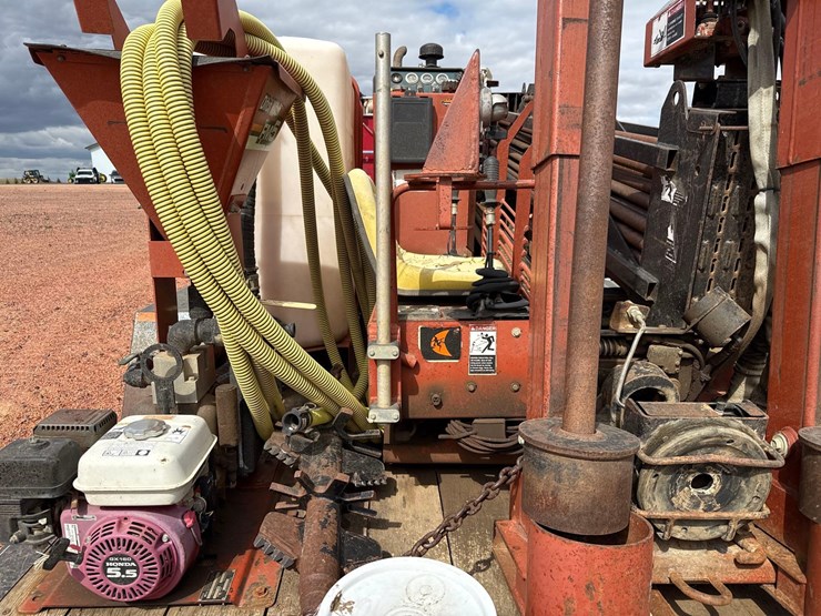 2002-ditch-witch-jt920l-image-16