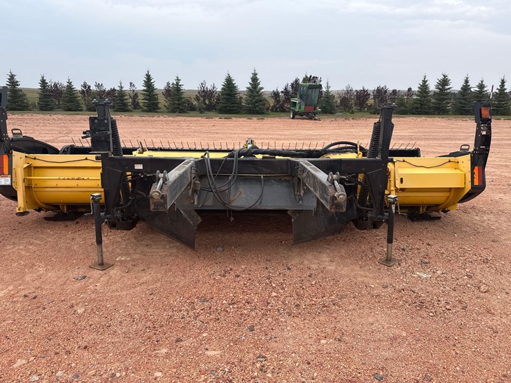 new-holland-2330bf-image-4