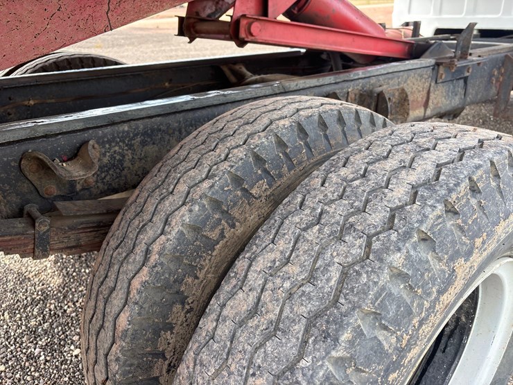 1972-gmc-5500-image-16